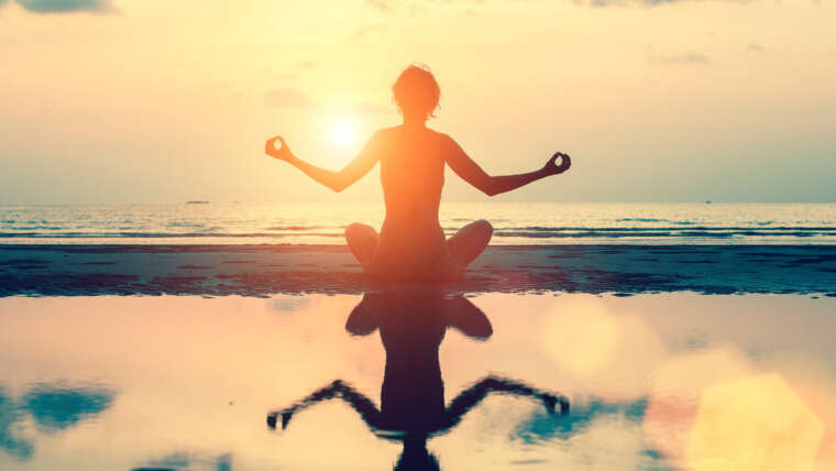 Beyond Hormones: Alternative & Non-Hormonal Treatments for Menopause
